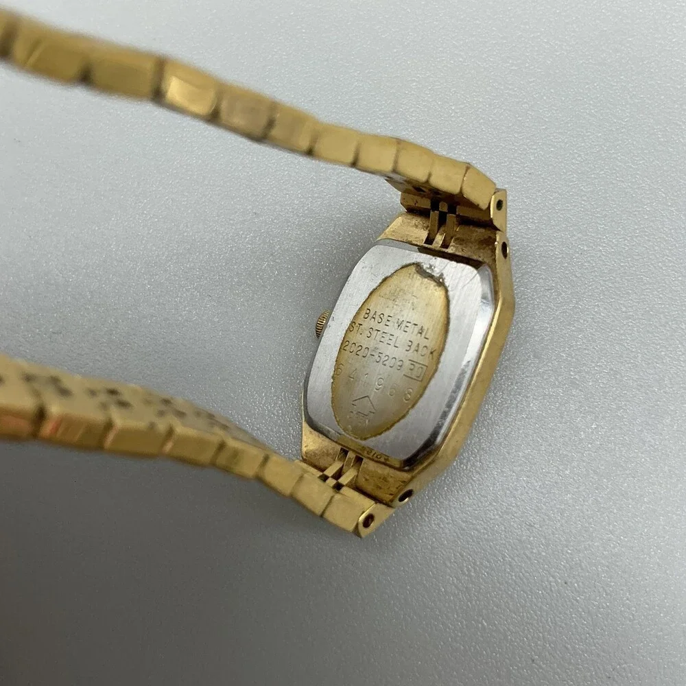 Vintage Seiko Womens Watch 16mm Gold Tone Bracelet 2C20-5209 New Battery 5.75
